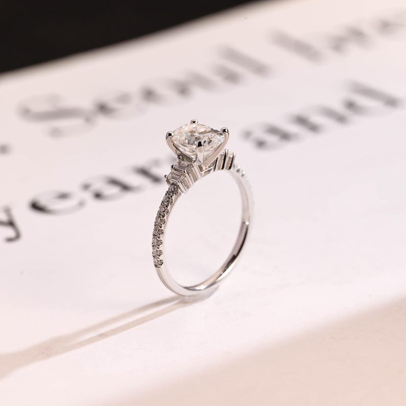 2.0 CT Oval Pave Moissanite Engagement Ring