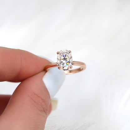 2.5 CT Oval Solitaire Moissanite Engagement Ring