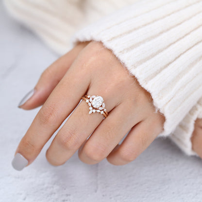 1.33 CT Oval Cluster Moissanite Bridal Set