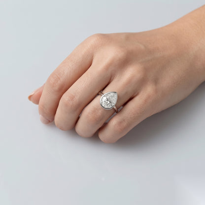 1 CT Pear Solitaire Moissanite Engagement Ring
