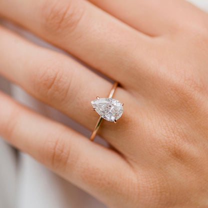 2 CT Pear Solitaire Moissanite Engagement Ring