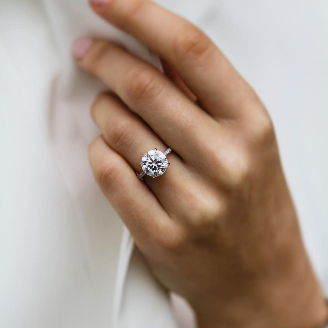 3.1 CT Round Pave Moissanite Engagement Ring