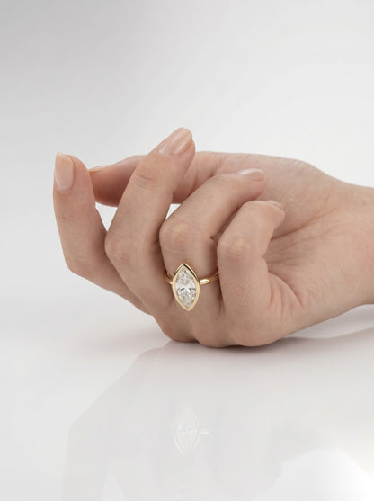 1.5 CT Marquise Solitaire Moissanite Engagement Ring