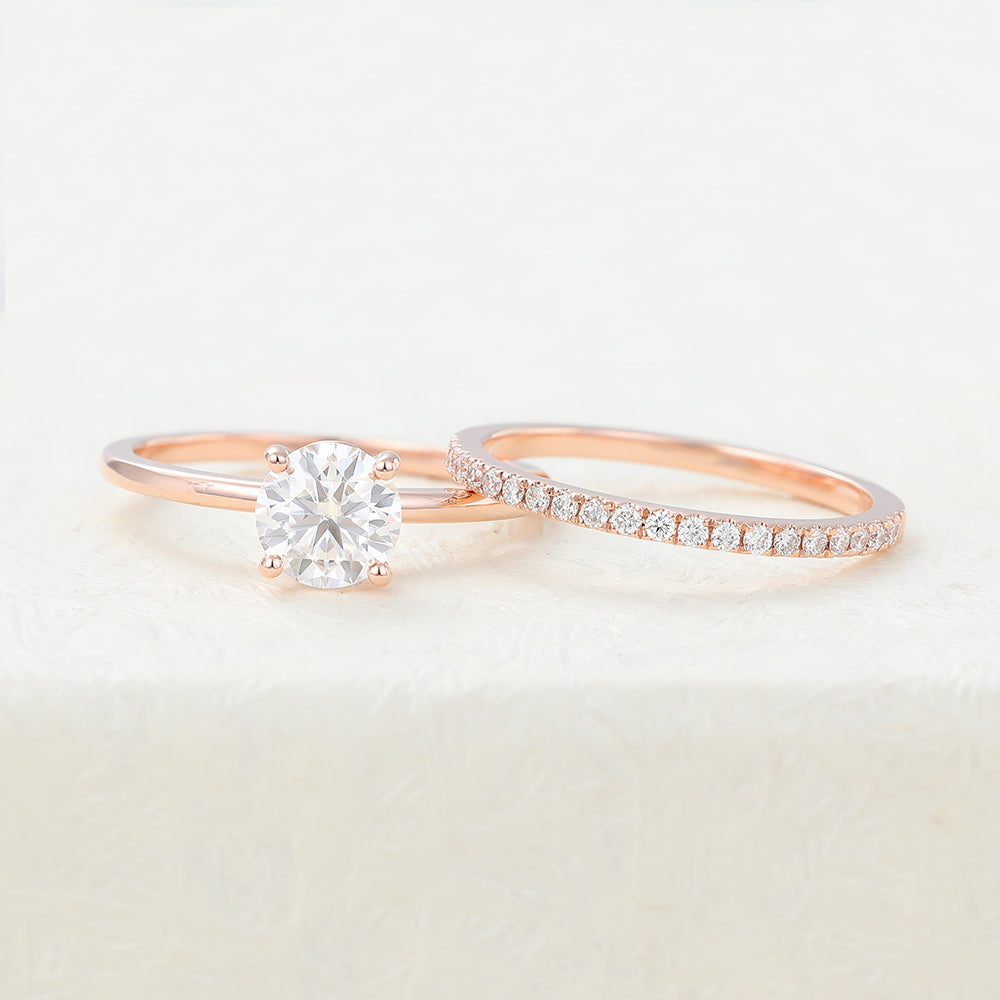 0.68 CT Round Solitaire Moissanite Bridal Set