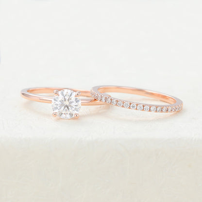 0.68 CT Round Solitaire Moissanite Bridal Set