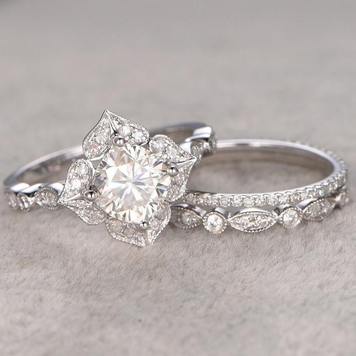 1 CT Cushion Vintage Moissanite Bridal Set