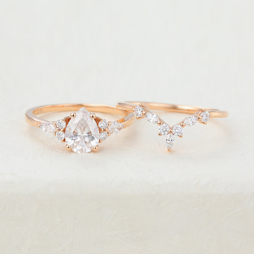 1.2 CT Pear Cluster Moissanite Bridal Set