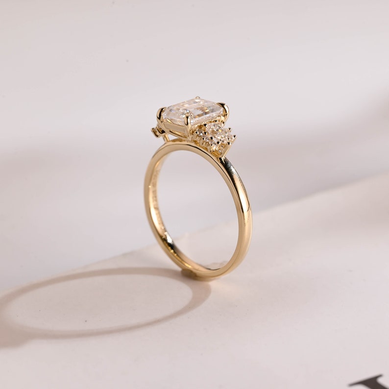 2.0 CT Emerald Cluster Moissanite Engagement Ring