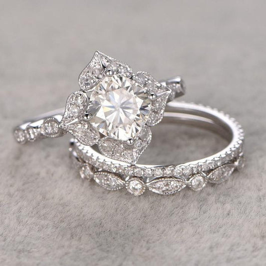 1 CT Cushion Vintage Moissanite Bridal Set
