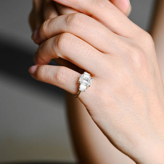 2.0 CT Emerald Cluster Moissanite Engagement Ring