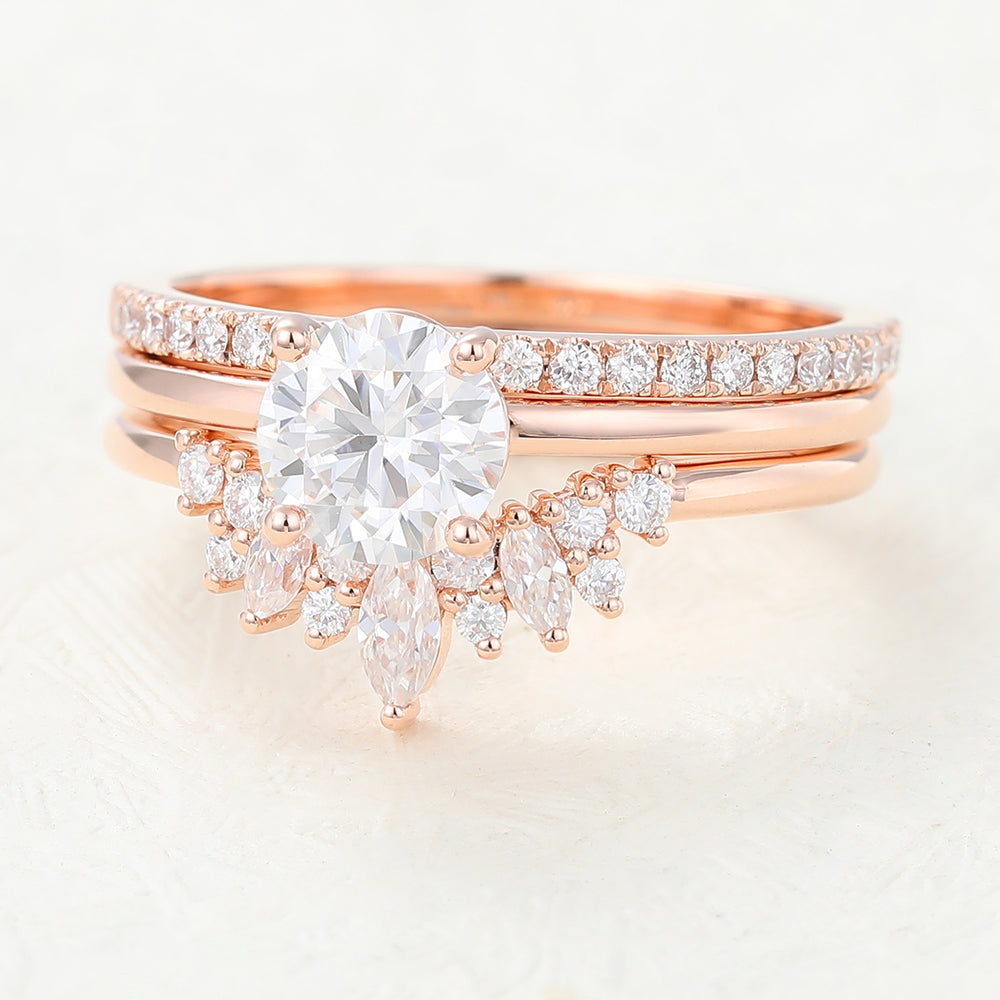 0.68 CT Round Solitaire Moissanite Bridal Set