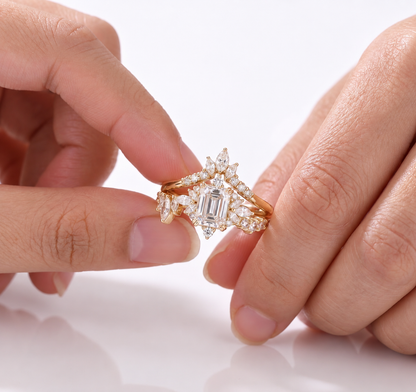 2 CT Emerald Cluster Moissanite Bridal Set