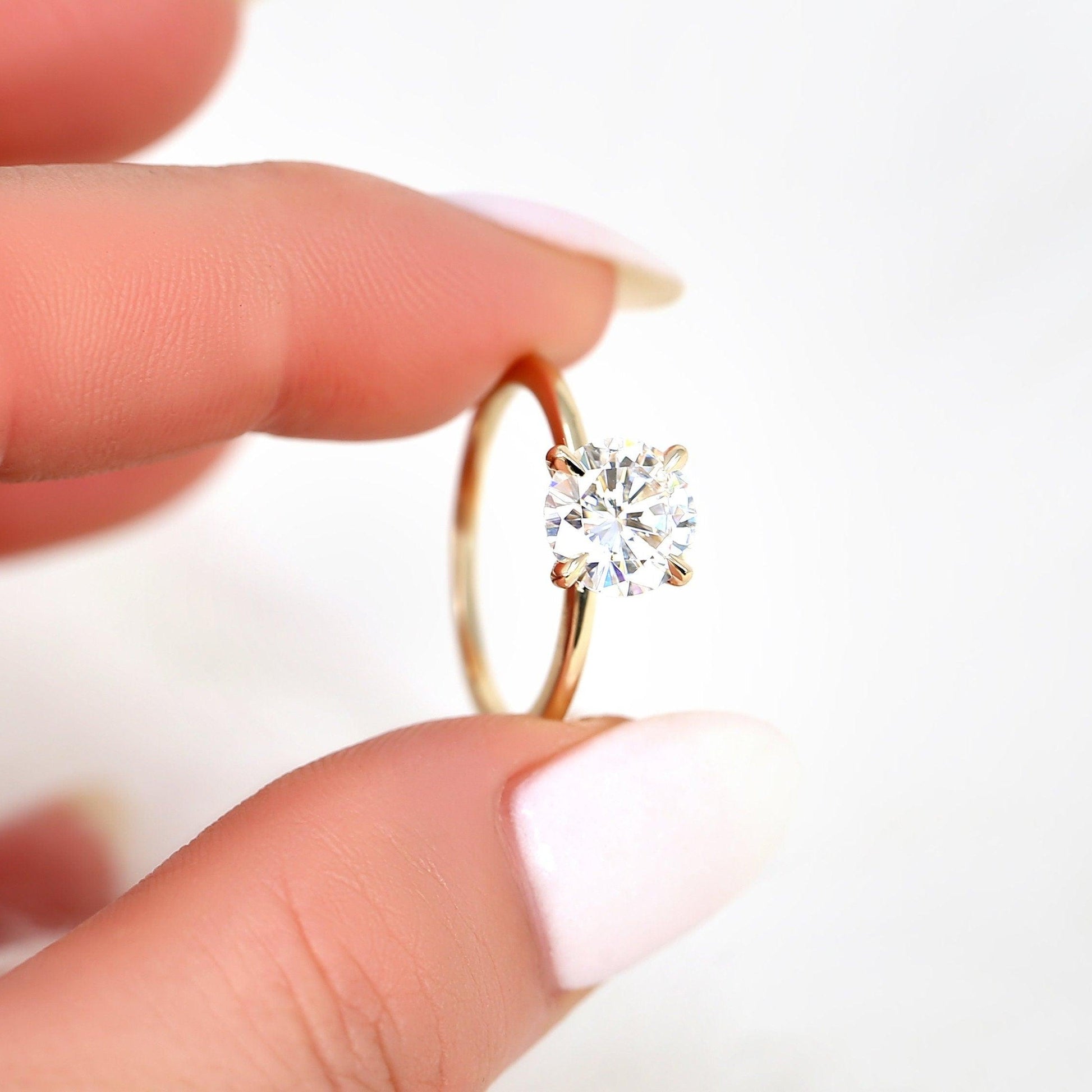 2 CT Round Hidden Halo Moissanite Engagement Ring