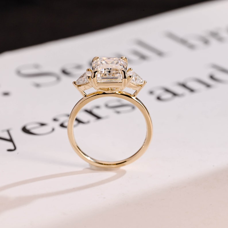 2.0 CT Emerald Three Stone Moissanite Engagement Ring