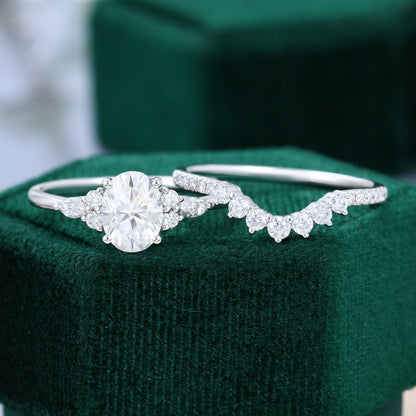 1.33 CT Oval Cluster Moissanite Bridal Set