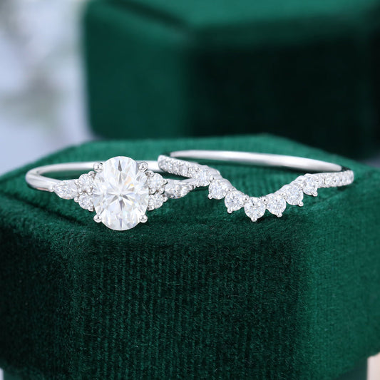 1.33 CT Oval Cluster Moissanite Bridal Set