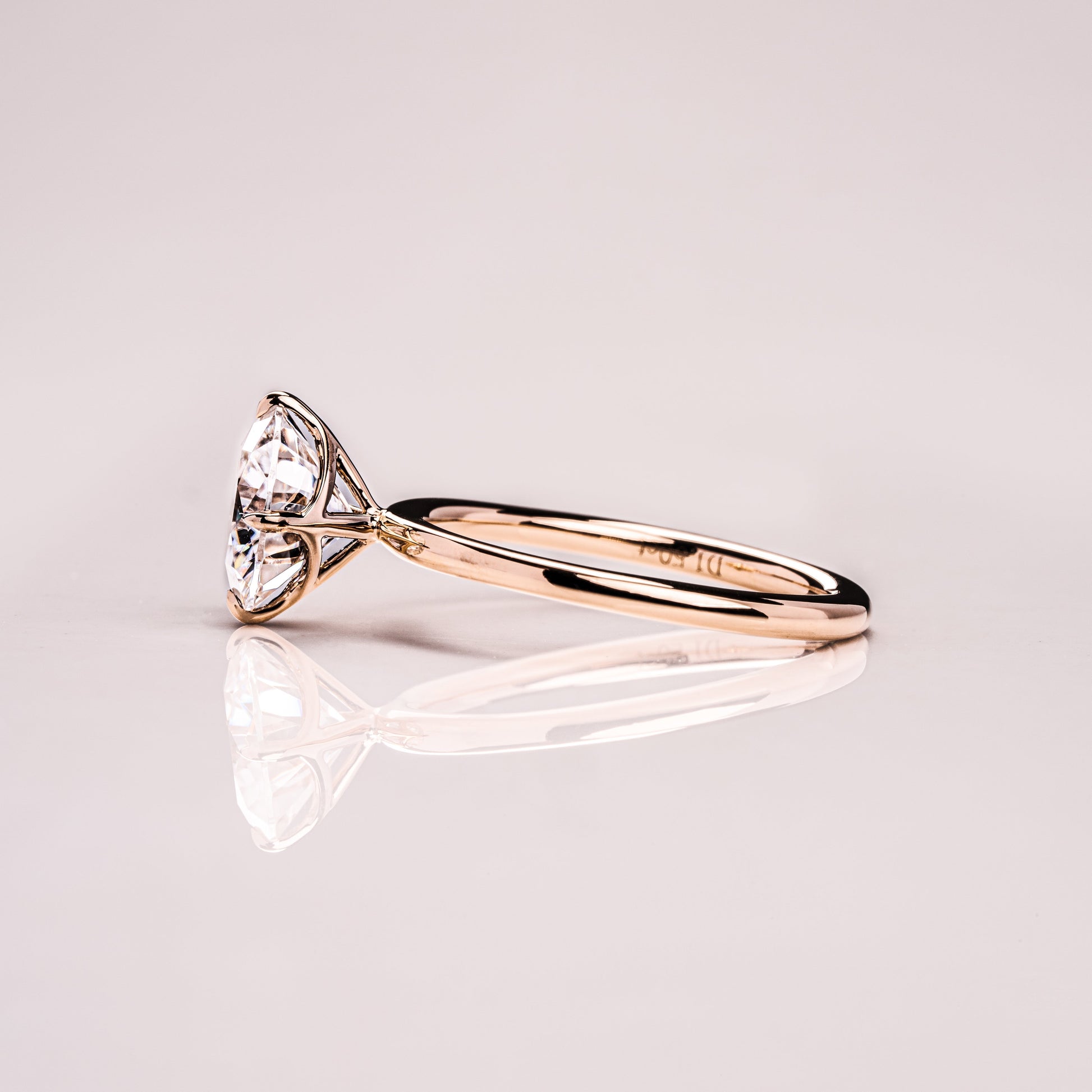 1.35 CT Round Solitaire Moissanite Engagement Ring