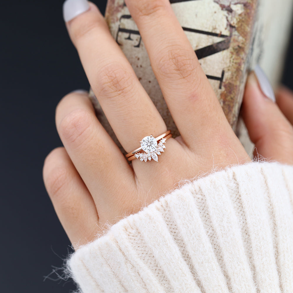 0.68 CT Round Solitaire Moissanite Bridal Set