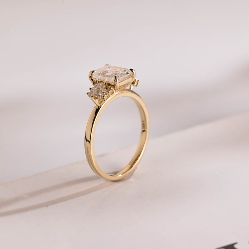 2.0 CT Emerald Cluster Moissanite Engagement Ring