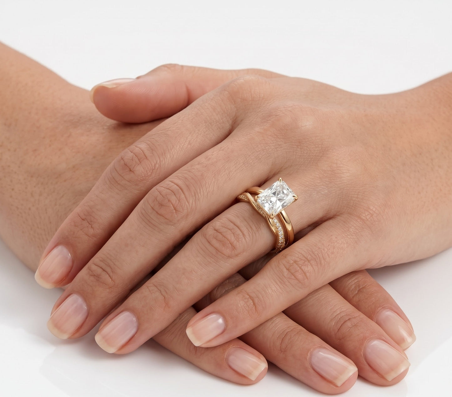 2 CT Radiant Solitaire Moissanite Bridal Set