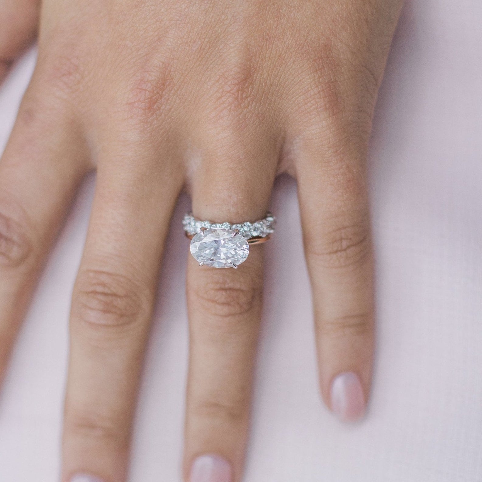 4 CT East West Oval Solitaire Moissanite Engagement Rings