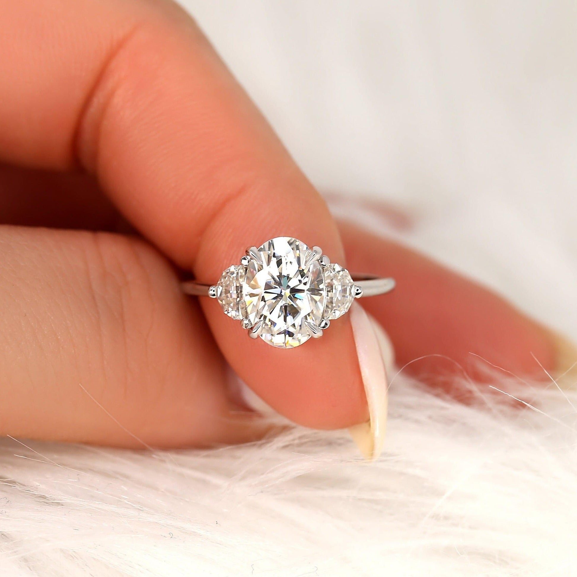 2.5 CT Oval Three Stone Moissanite Engagement Ring