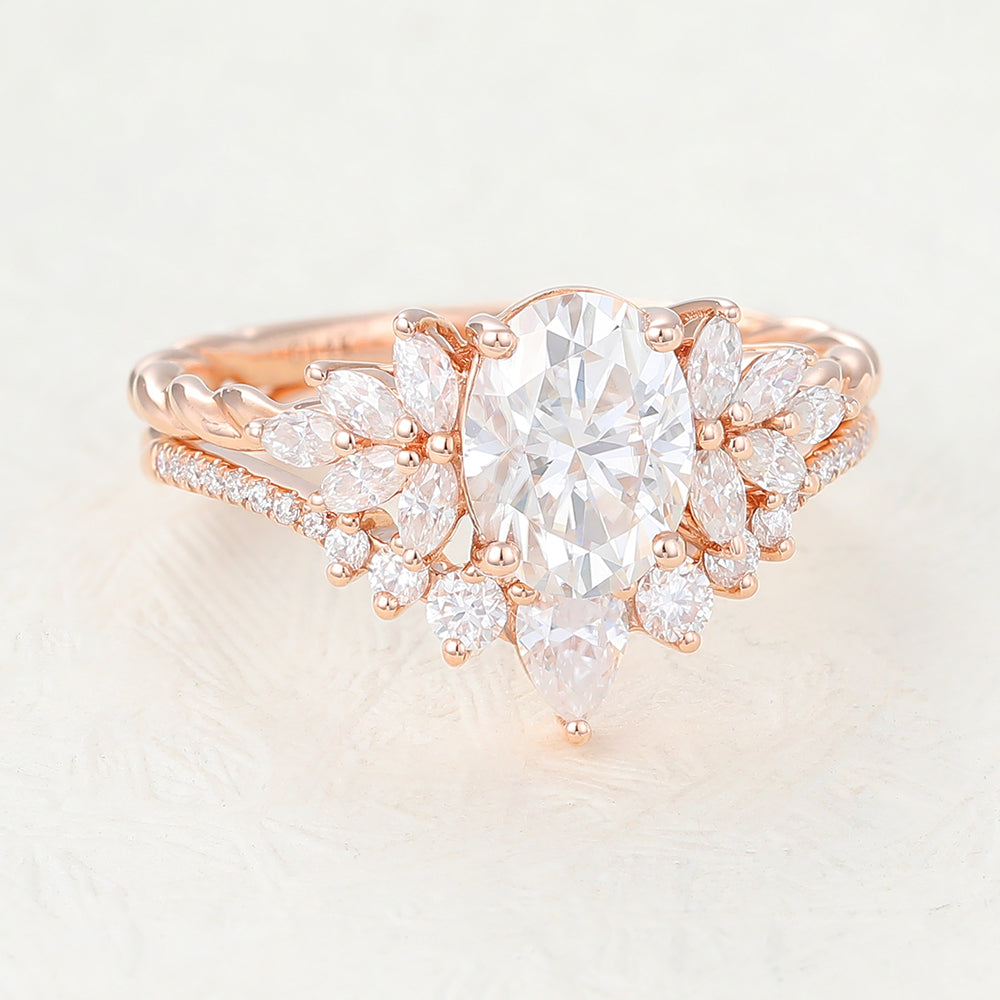 1.33 CT Oval Cluster Moissanite Bridal Set