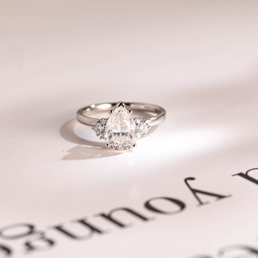 2.0 CT Pear Cluster Moissanite Engagement Ring