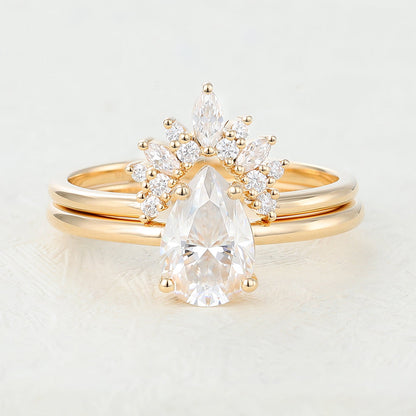 1.33 CT Pear Solitaire Moissanite Bridal Set