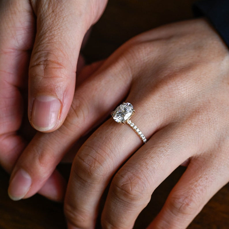 2.0 CT Oval Pave Moissanite Engagement Ring
