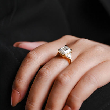 2.0 CT Emerald Three Stone Moissanite Engagement Ring