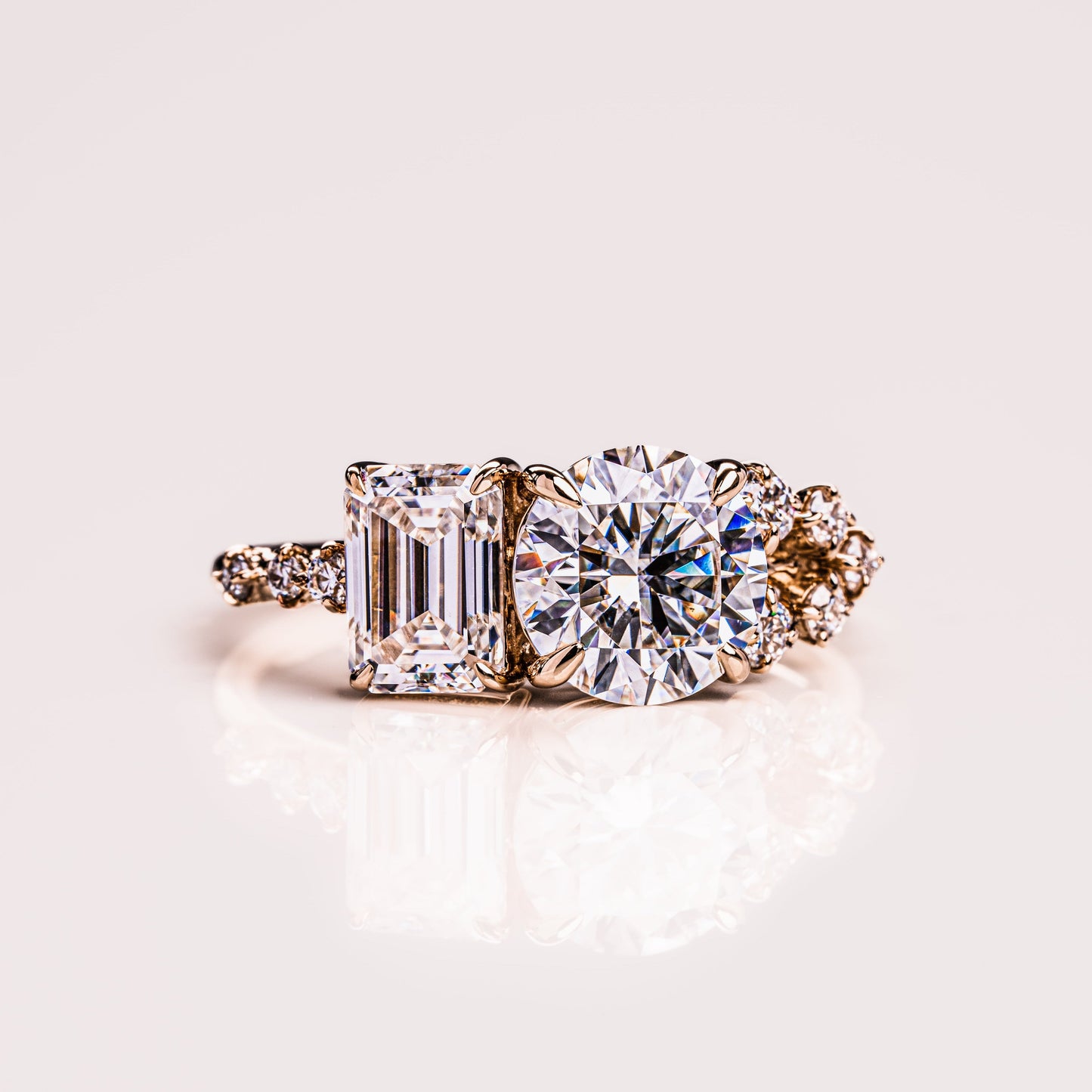 2.8 CT Emerald & Round Cluster Moissanite Engagement Ring