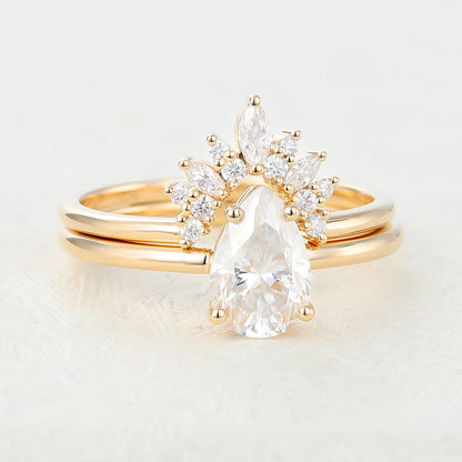 1.33 CT Pear Solitaire Moissanite Bridal Set