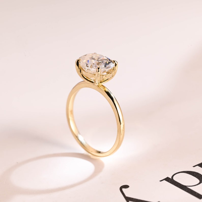 2.0 CT East West Oval Solitaire Moissanite Engagement Ring