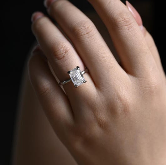 2.0 CT Hidden Halo Emerald Moissanite Engagement Ring
