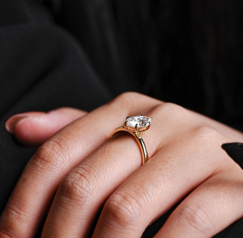 2.0 CT Marquise Solitaire Moissanite Engagement Ring