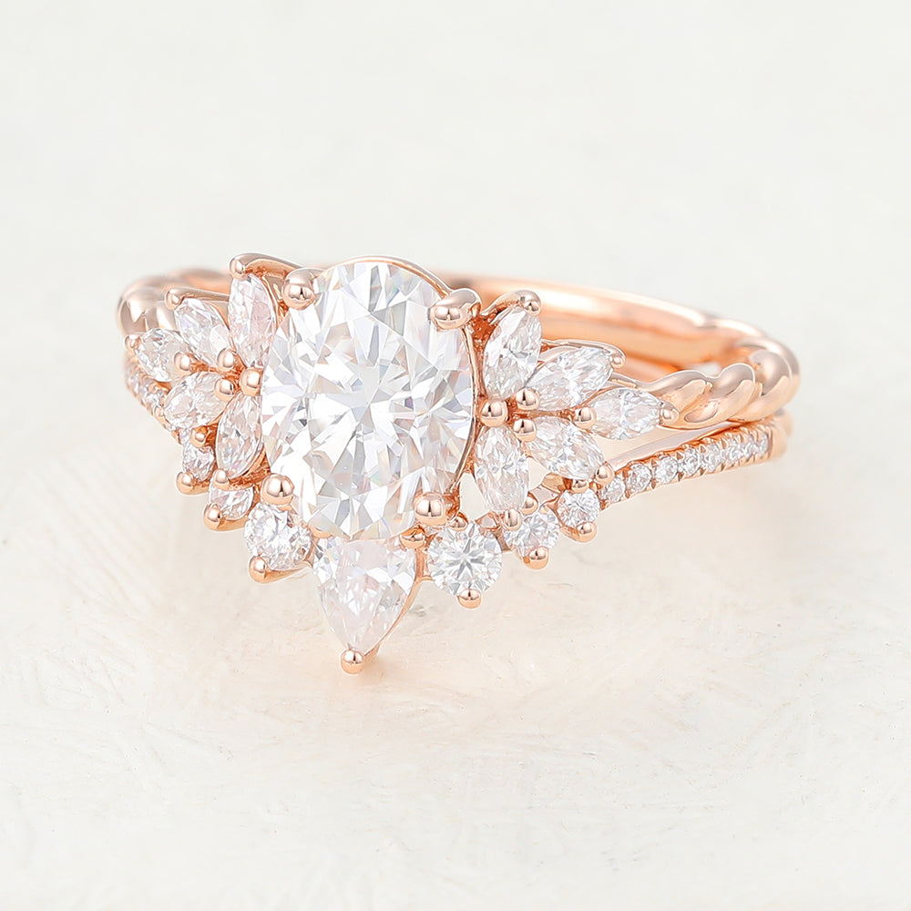 1.33 CT Oval Cluster Moissanite Bridal Set