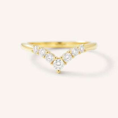 0.18 TCW Round Curved Moissanite Wedding Band