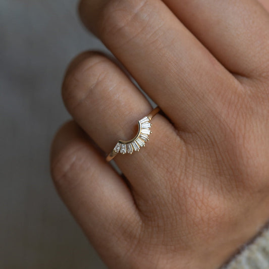 0.26 TCW Baguette Curved Moissanite Wedding Band