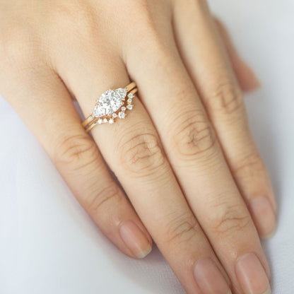 0.10 TCW Round Curved Moissanite Wedding Band
