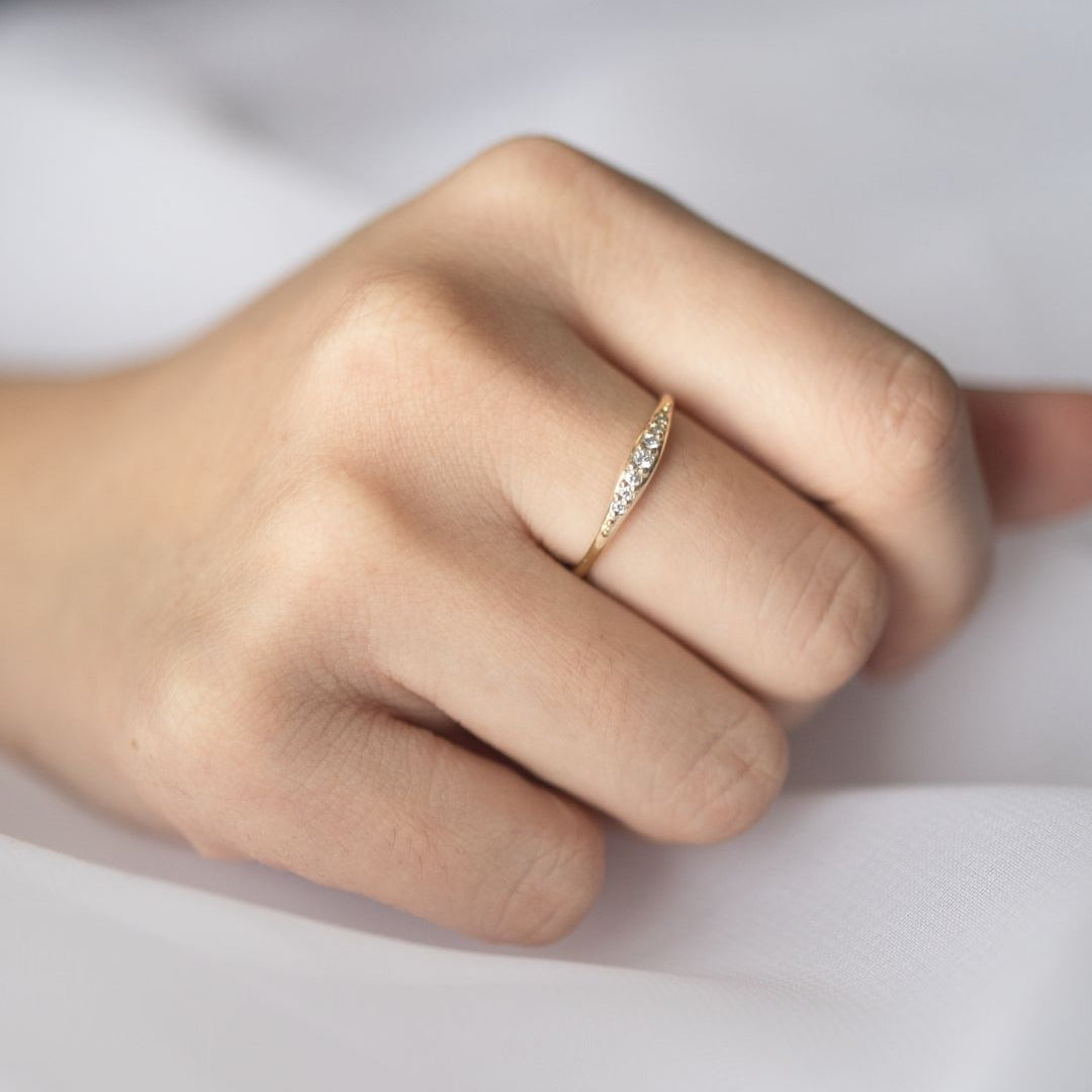 0.09 TCW Round Curved Moissanite Wedding Band