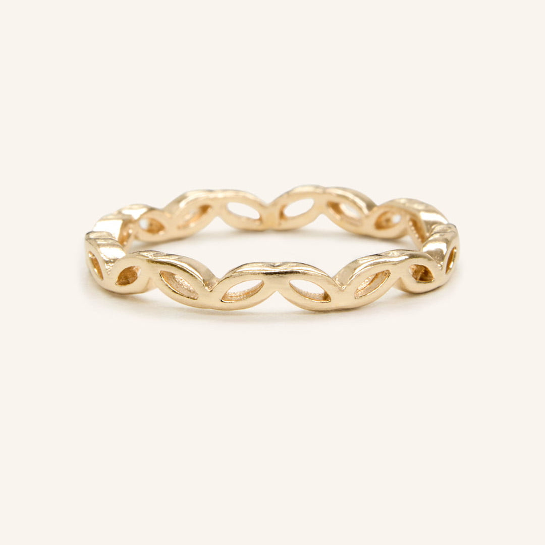 Classic Twisted Wedding Band