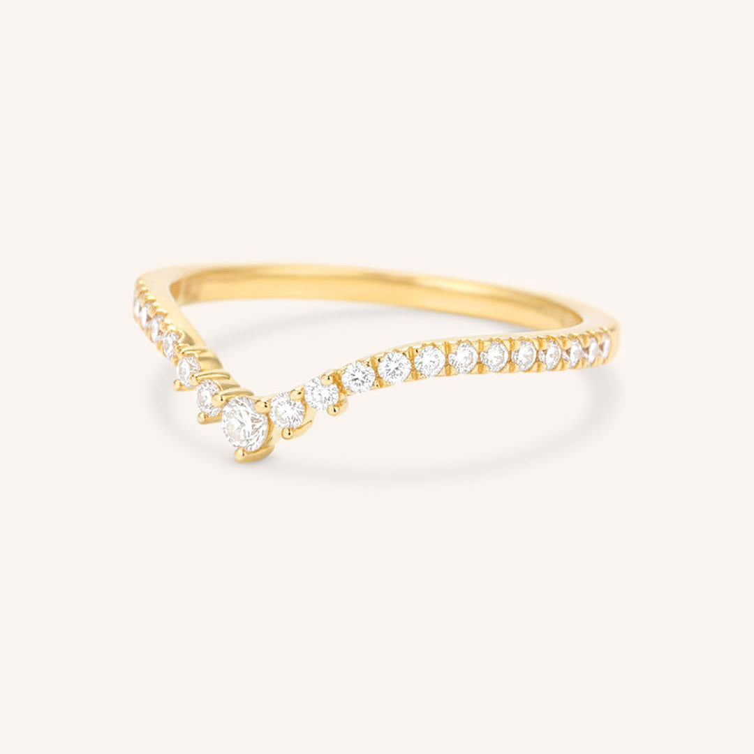 1.35 TCW Round Curved Moissanite Wedding Band