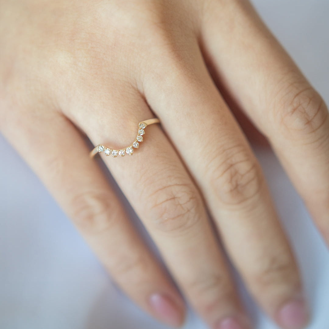 0.12 TCW Round Curved Moissanite Wedding Band