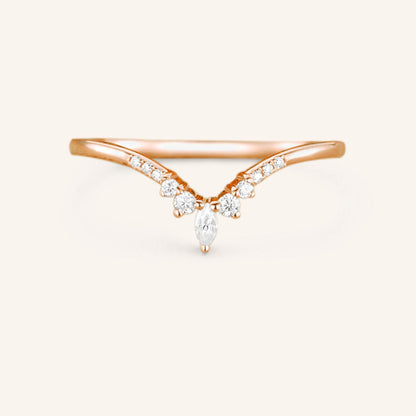 0.15 TCW Round Curved Moissanite Wedding Band