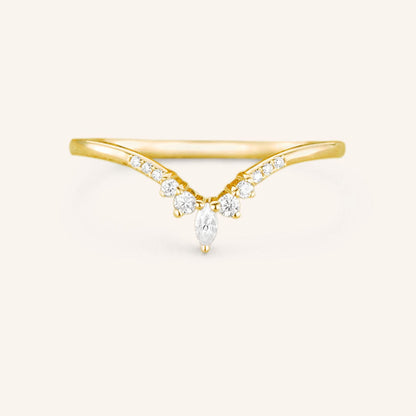 0.15 TCW Round Curved Moissanite Wedding Band