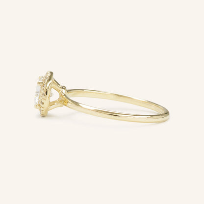 0.88 CT Round Halo Moissanite Engagement Ring