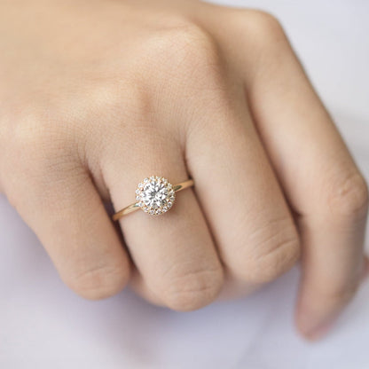 0.88 CT Round Halo Moissanite Engagement Ring