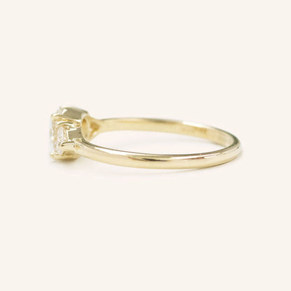1.60 CT Round Three Stone Moissanite Engagement Ring
