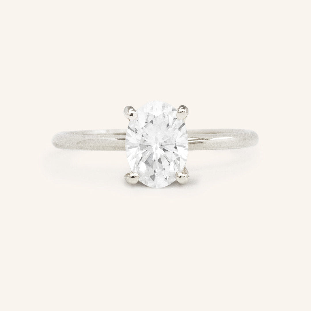 1.33 CT Oval Soliatiare Moissanite Engagement Ring